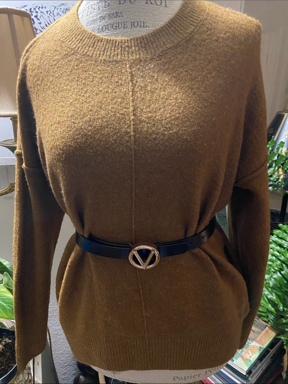 Vince Camuto Chestnut Brown Crewneck Sweater, small